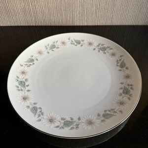 NEW NORITAKE LARGE PLATE MID CENTURY MODERN WELLESLEY PATTERN - PLATINUM RIM